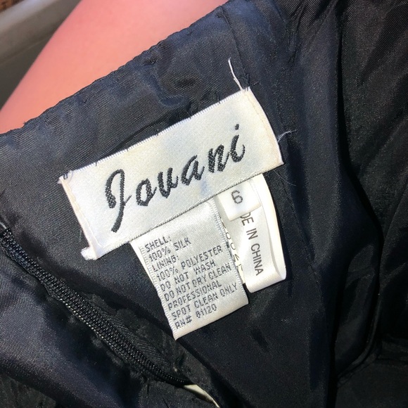 Prom dress - Picture 3 of 3